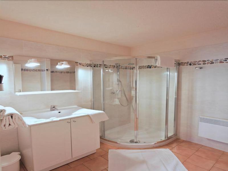 Motel Le Vieux Moulin เอลเลอรูซ ภายนอก รูปภาพ
